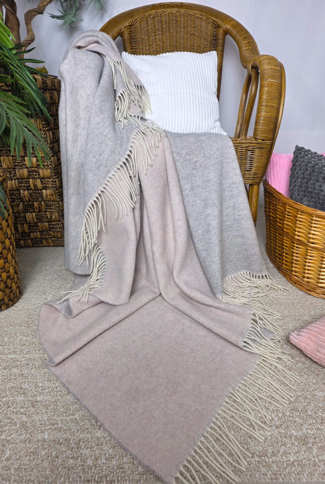 Wolldecken und Wollplaids