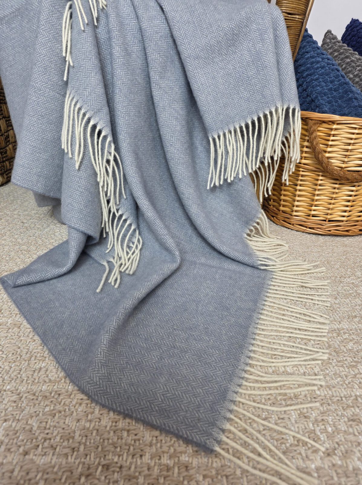 Wolldecken und Wollplaids