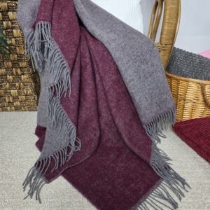 Alternative view of Wollplaid & Wolldecke "Tirol DF" grau-dunkelrot