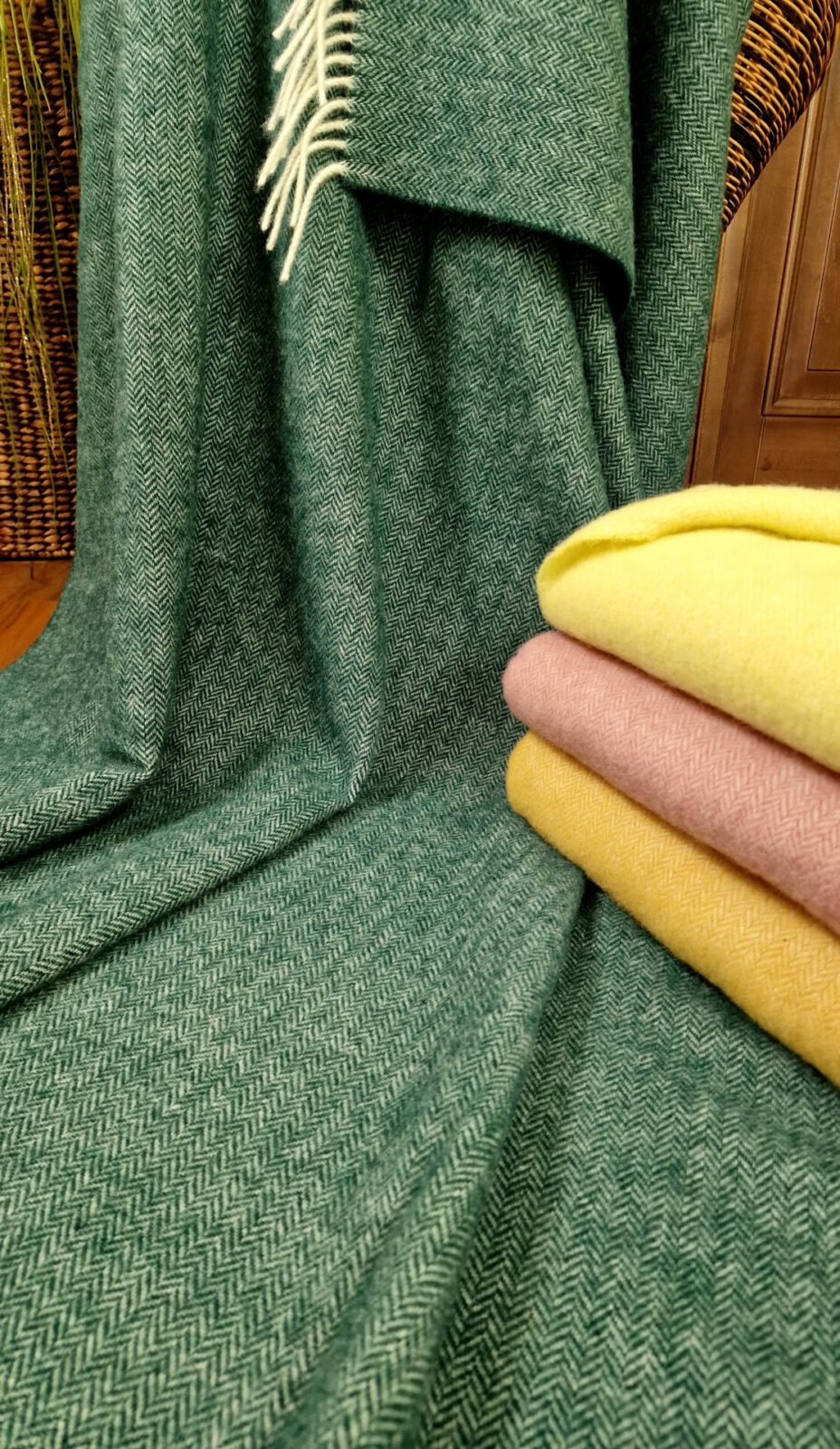 Wolldecken und Wollplaids