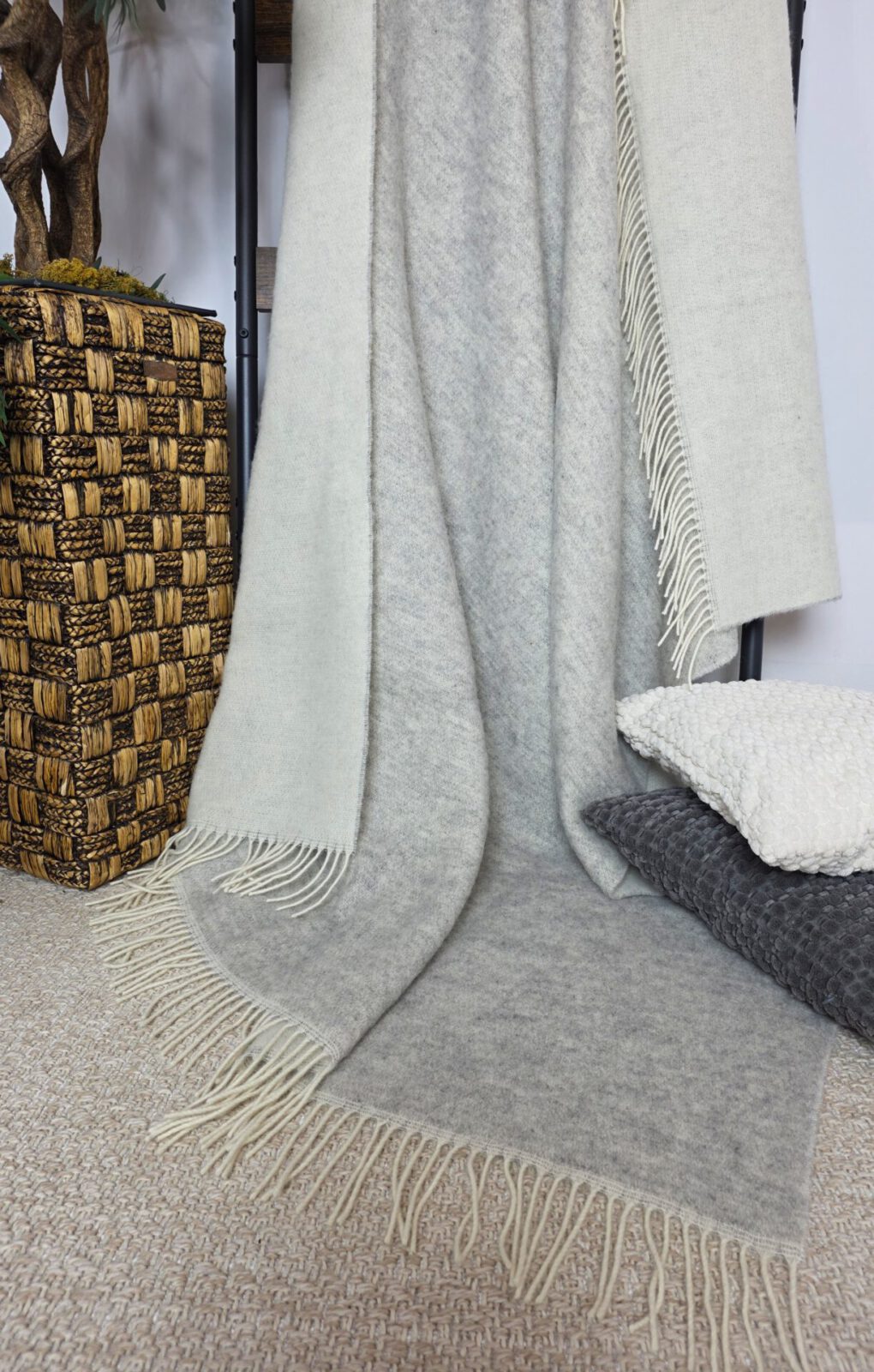 Wolldecken und Wollplaids