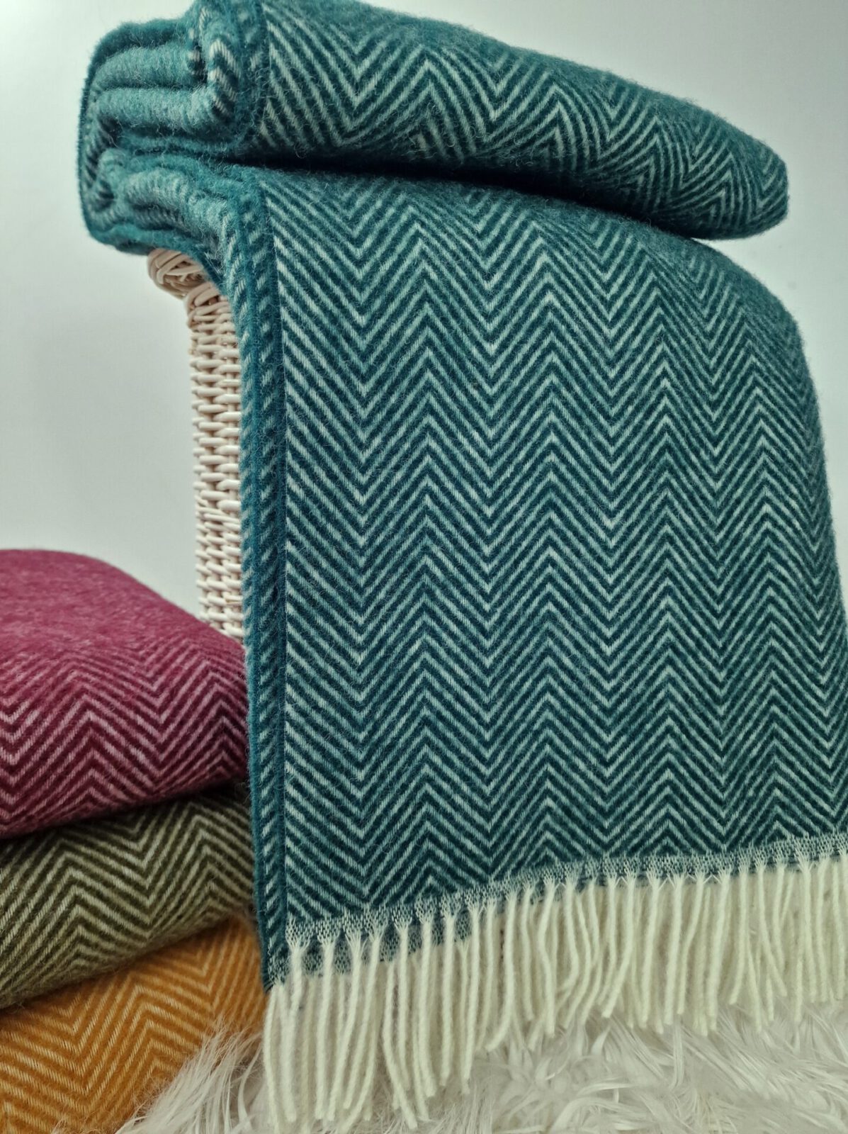 Wolldecken und Wollplaids
