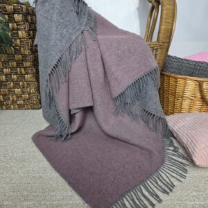 Alternative view of Wollplaid & Wolldecke "Tirol DF" grau-altrosa