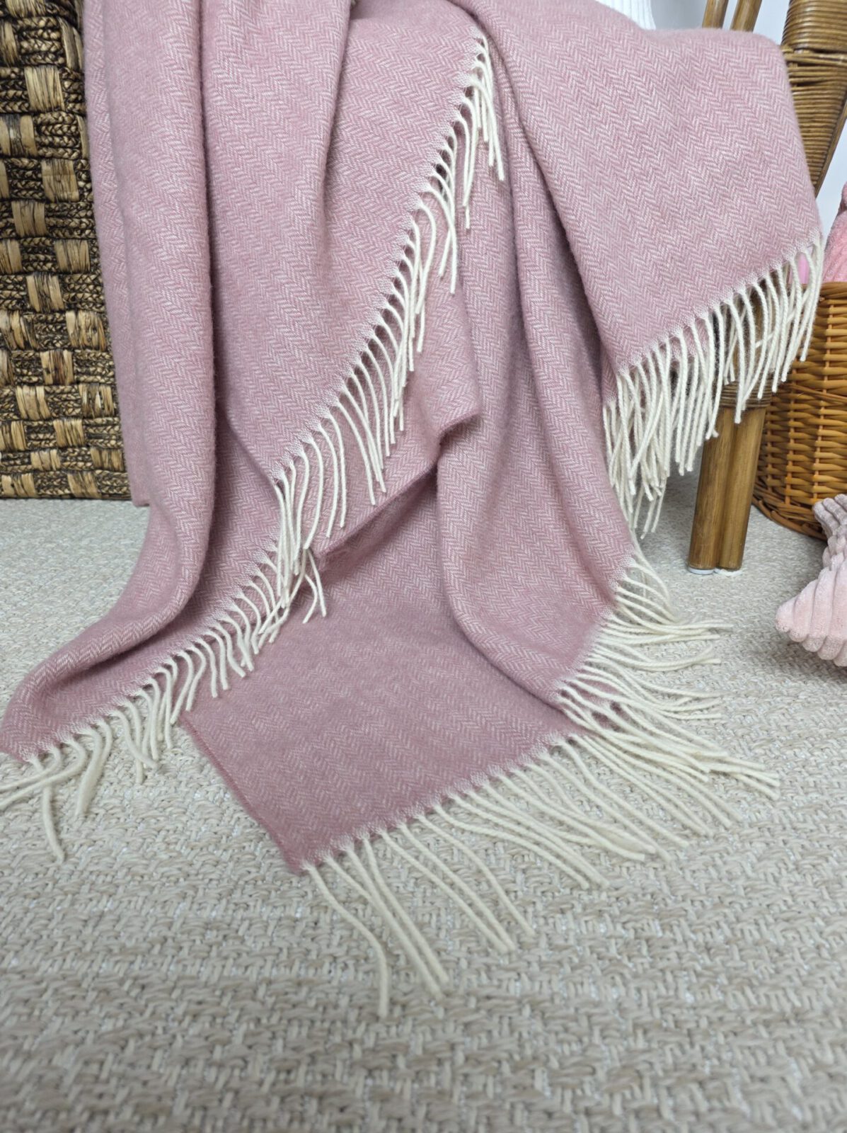 Wolldecken und Wollplaids