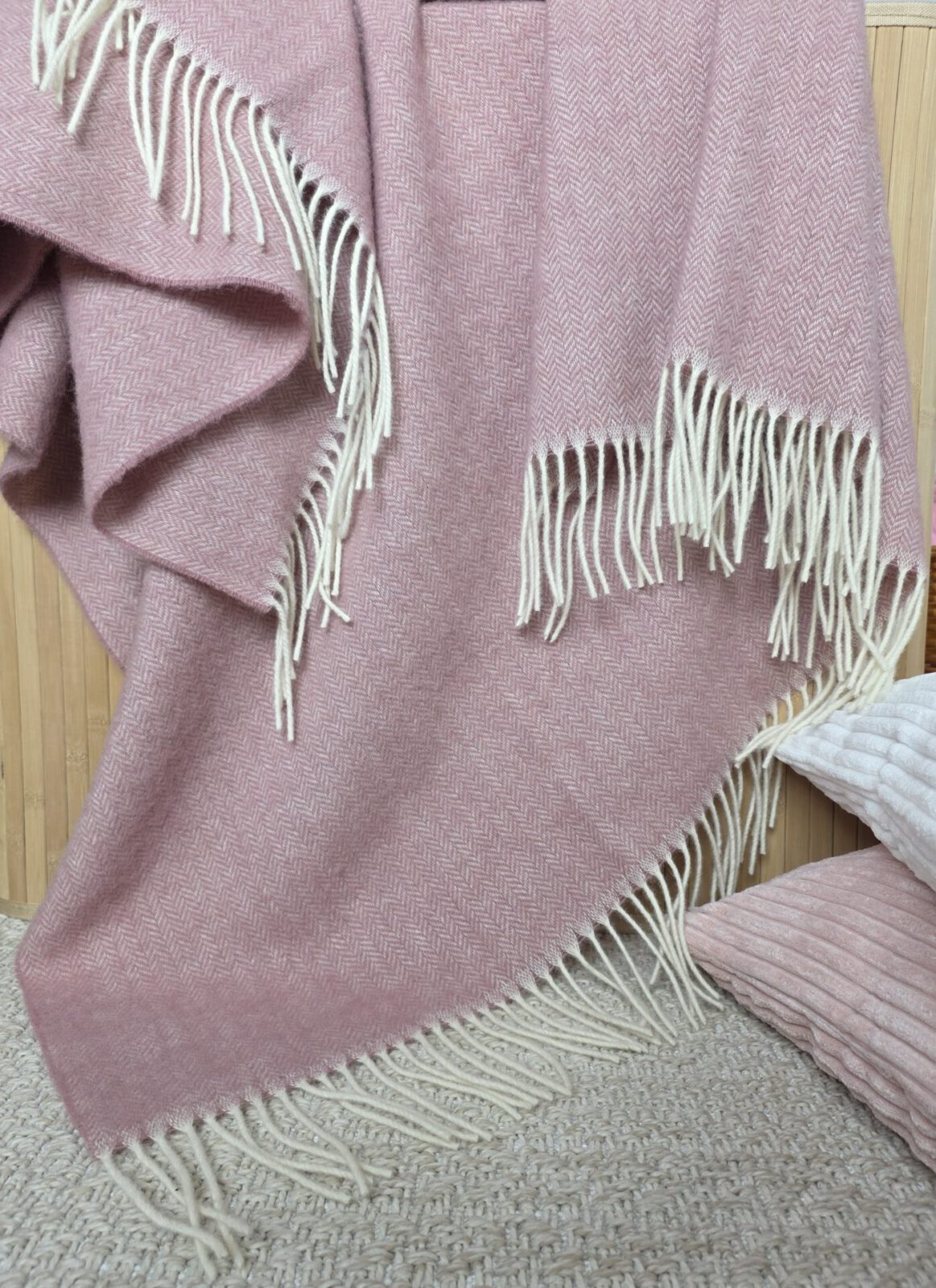 Wolldecken und Wollplaids