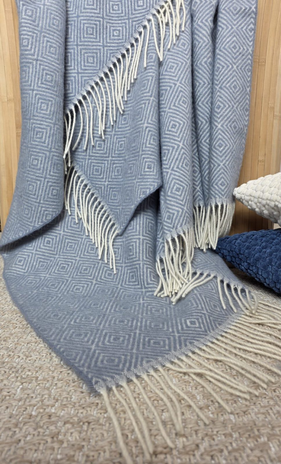 Wolldecken und Wollplaids