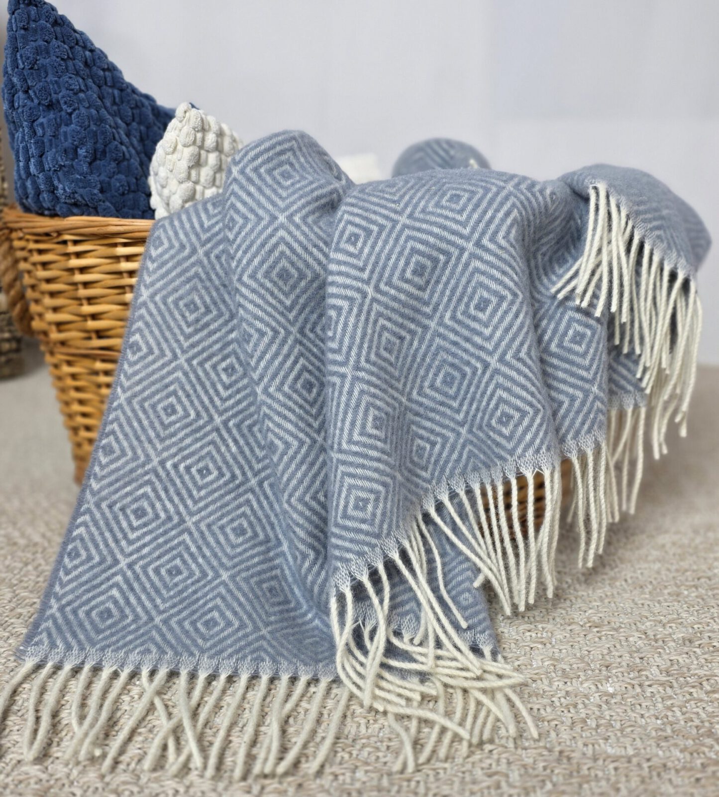 Wolldecken und Wollplaids