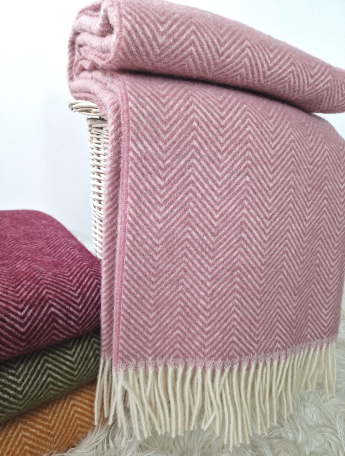 Wolldecken und Wollplaids