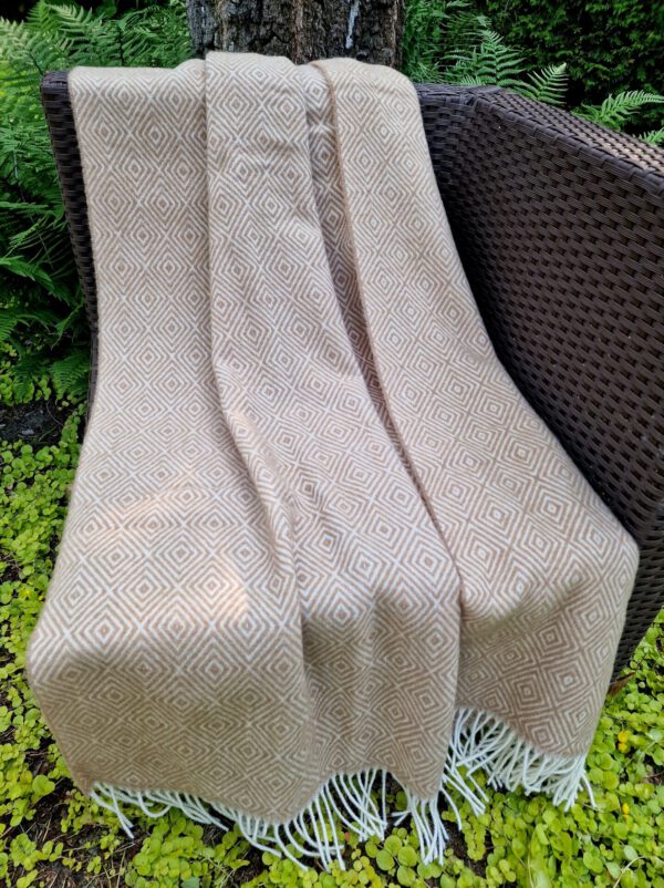 Wollplaid & Wolldecke "Tirol-V" beige – Bild 4