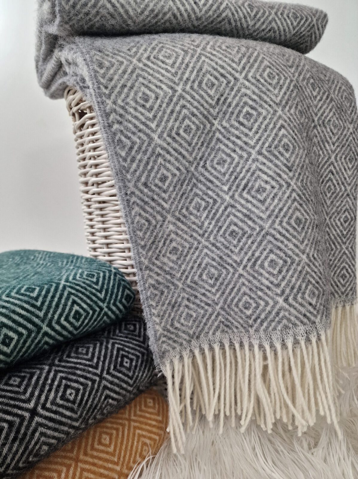 Wolldecken und Wollplaids