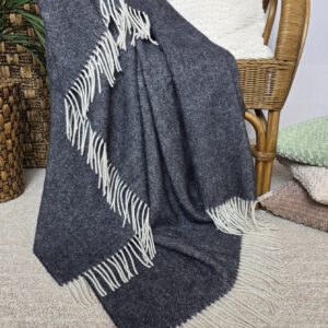 Alternative view of Wollplaid & Wolldecke "Tirol A" anthrazit