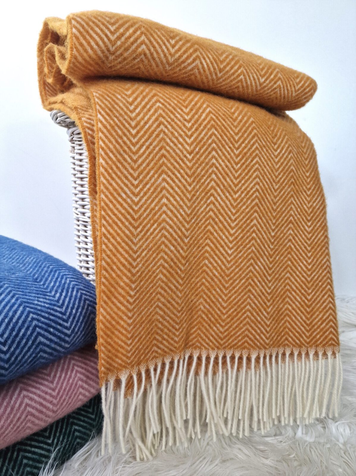 Wolldecken und Wollplaids