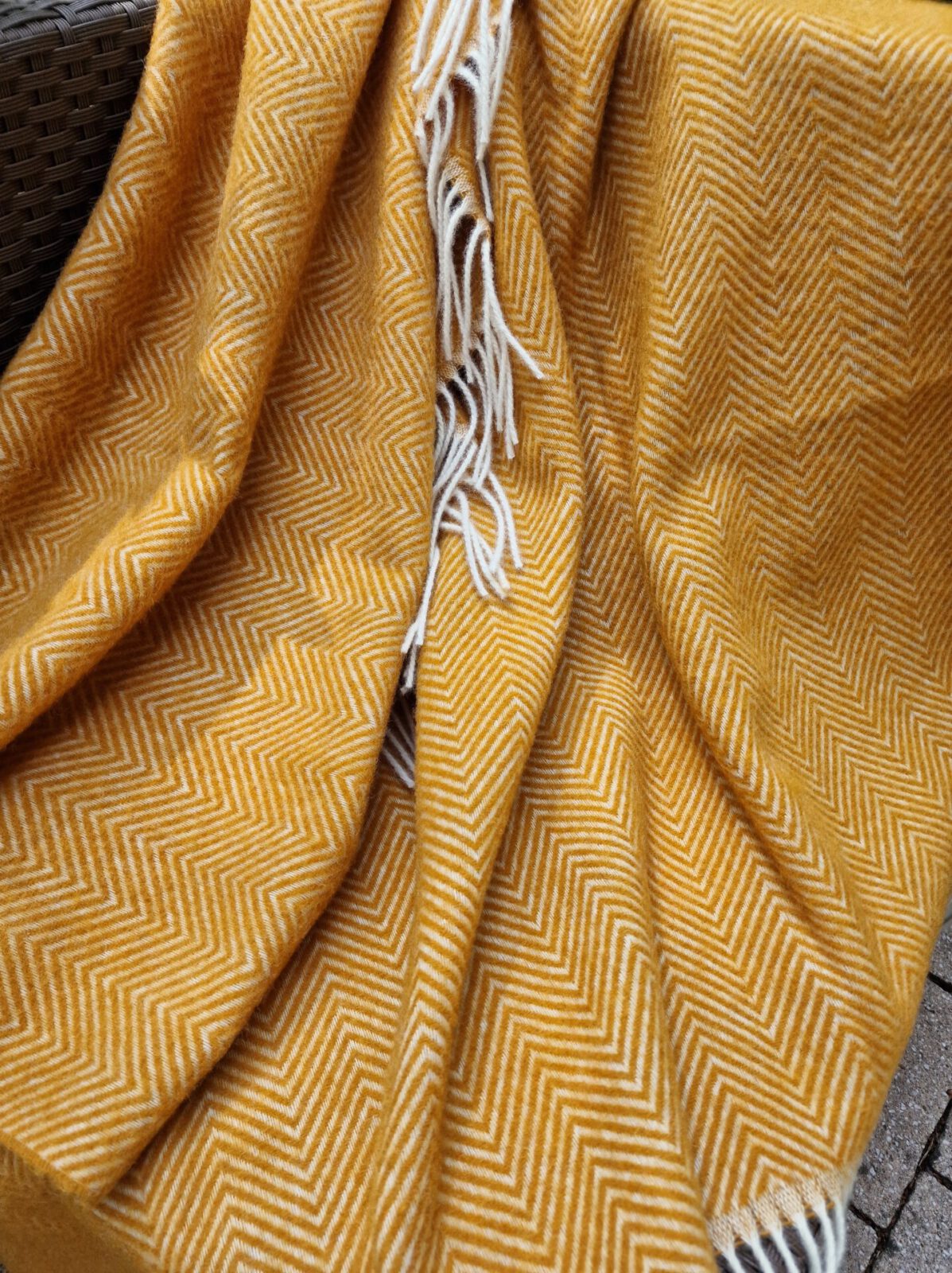 Wolldecken und Wollplaids