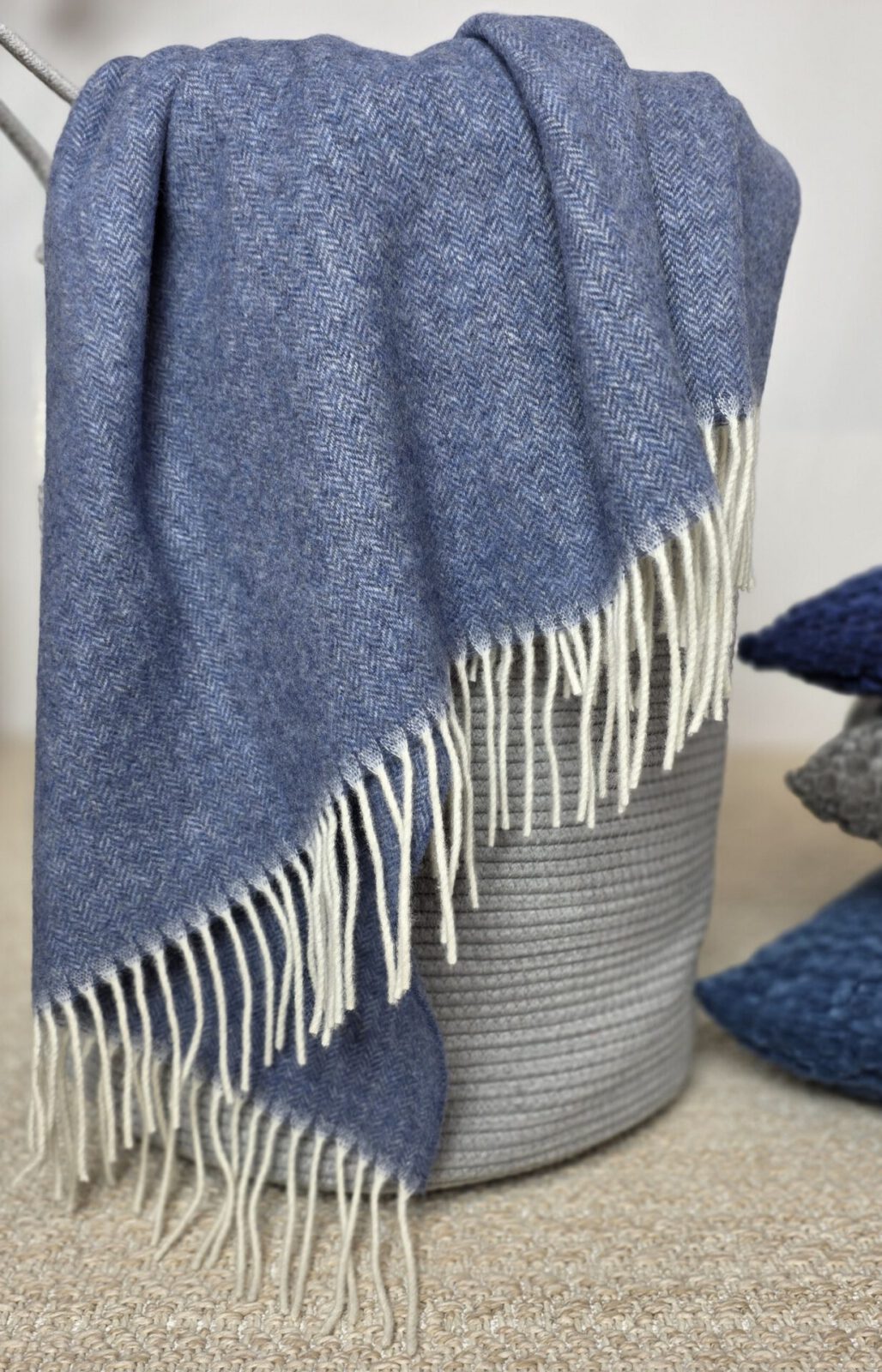 Wolldecken und Wollplaids