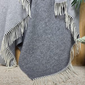 Alternative view of Wolldecke & Wollplaid, 90 % Merinowolle,10% Kaschmir "Faro DF" dunkelgrau-grau