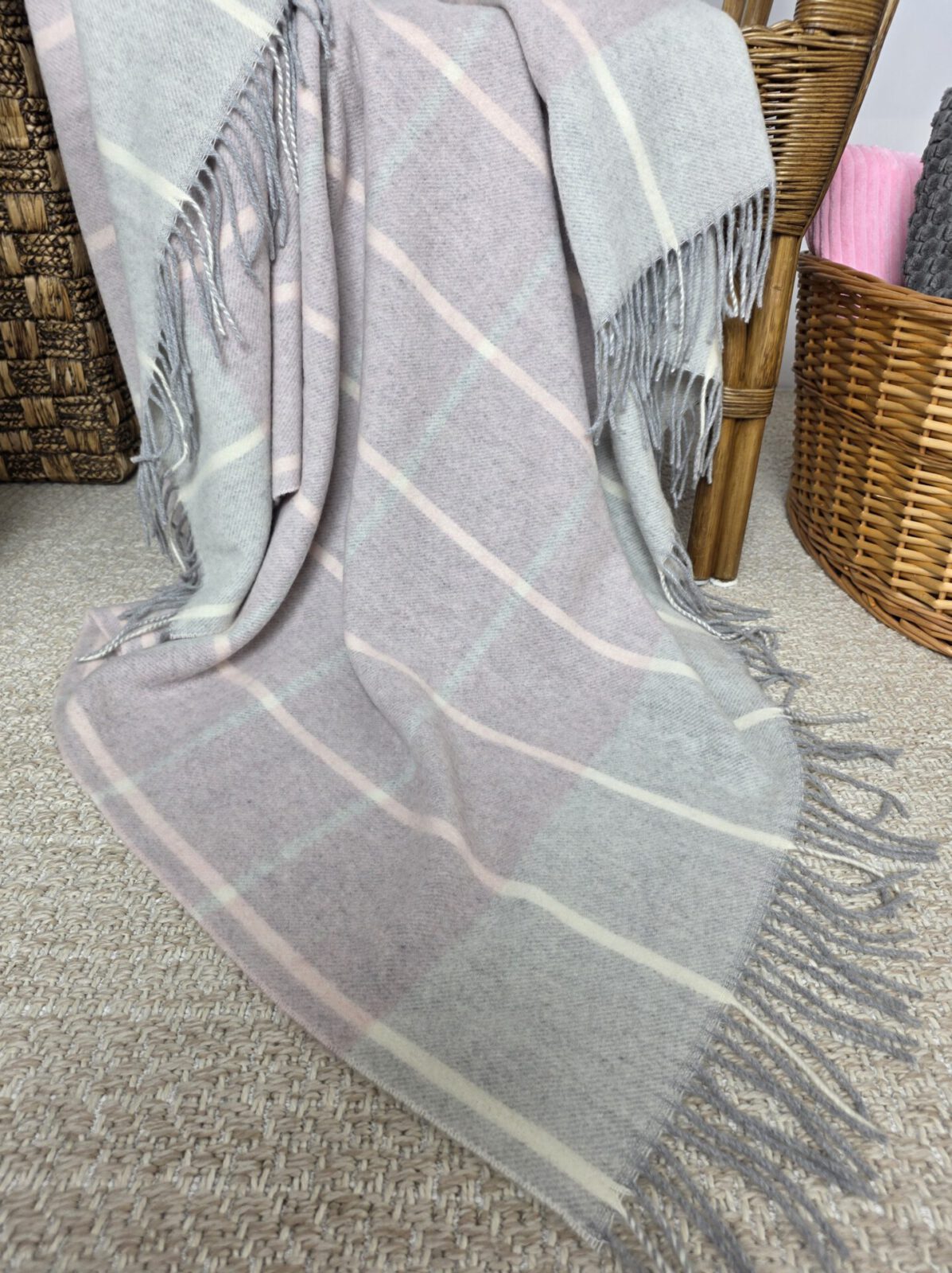 Wolldecken und Wollplaids