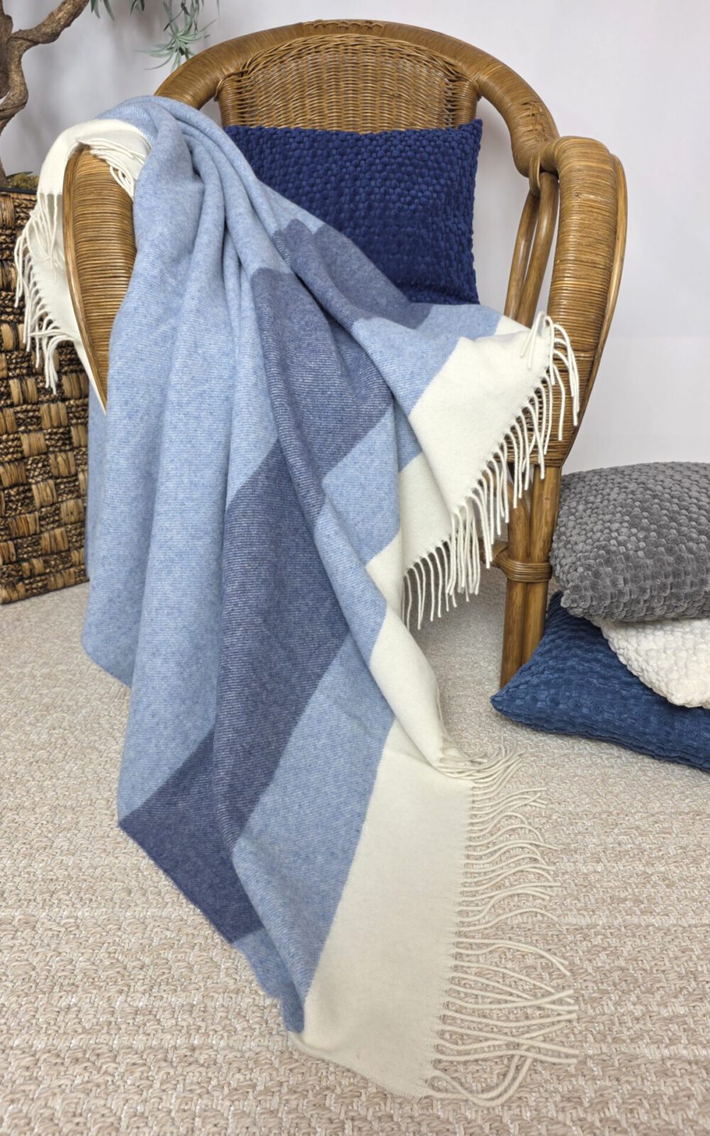 Wolldecken und Wollplaids