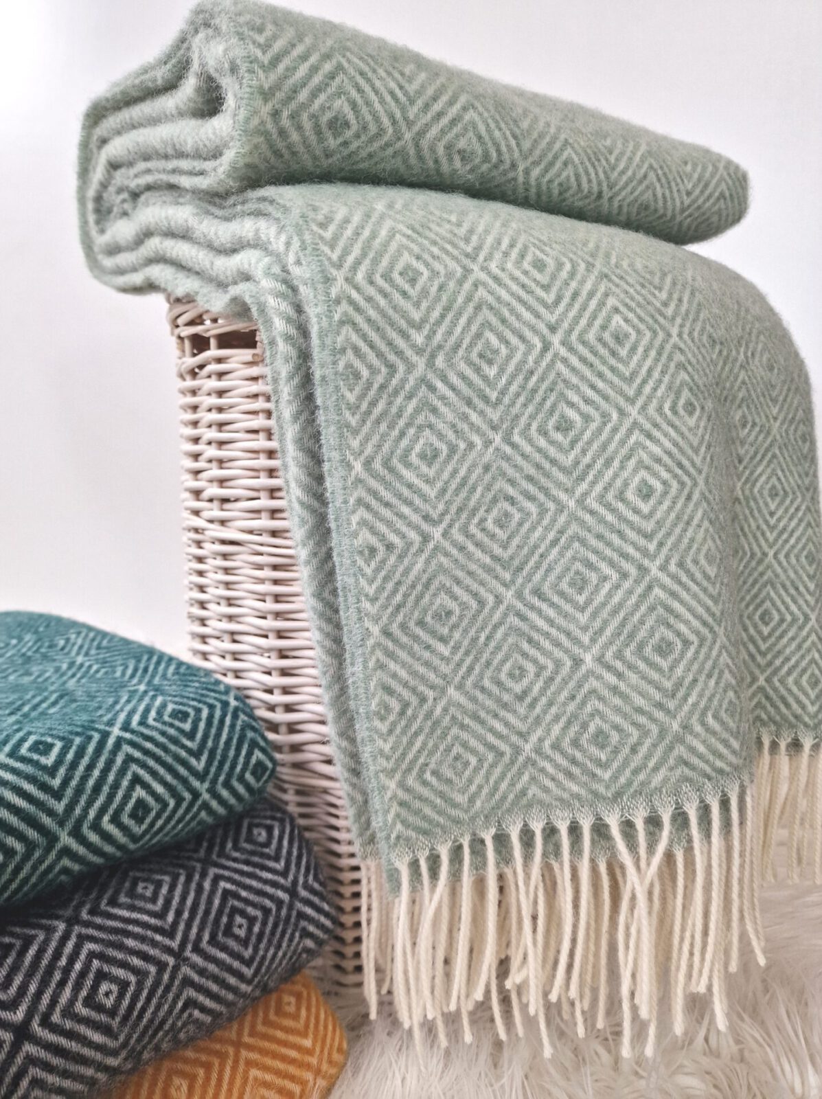 Wolldecken und Wollplaids
