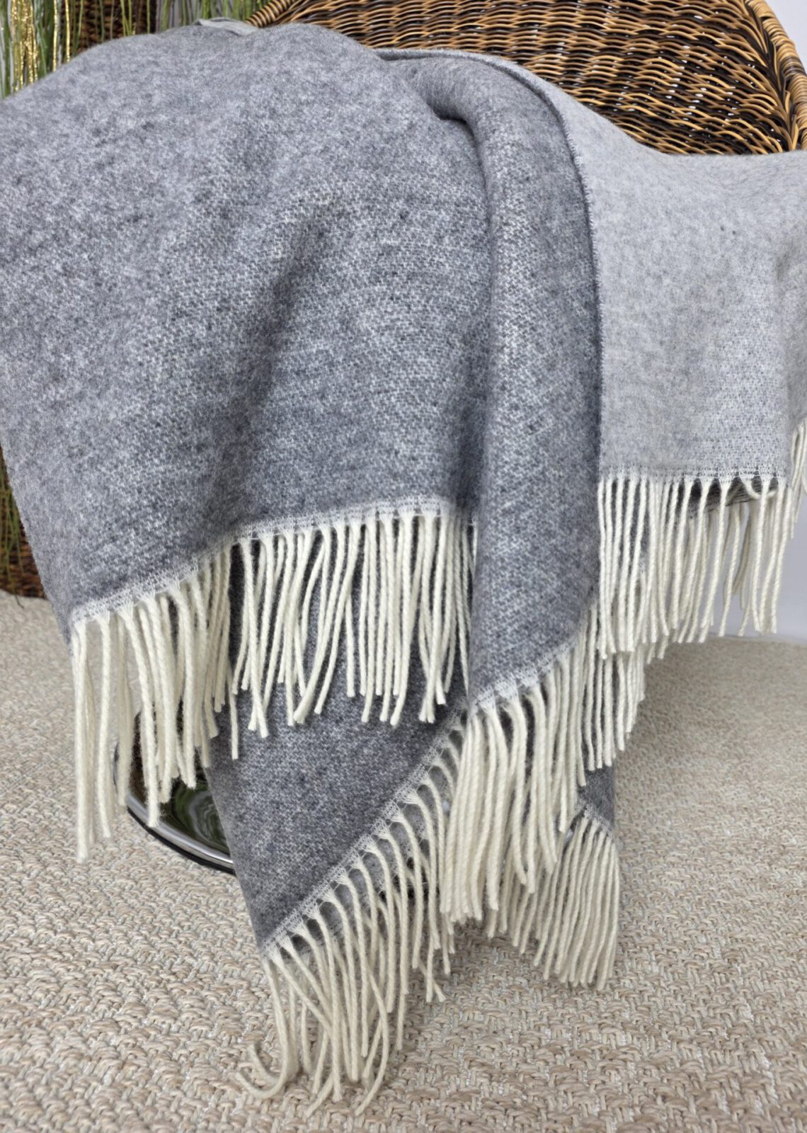 Wolldecken und Wollplaids