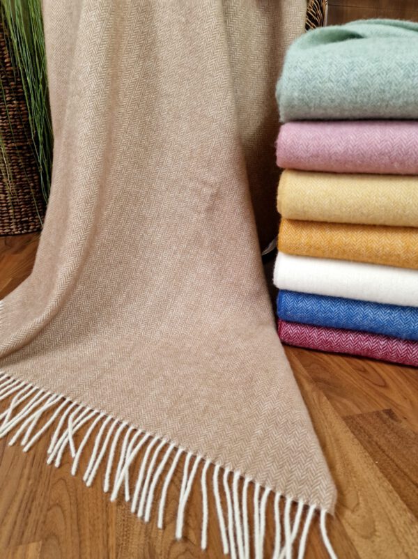 Wollplaid & Wolldecke "Tirol" beige/sand – Bild 2