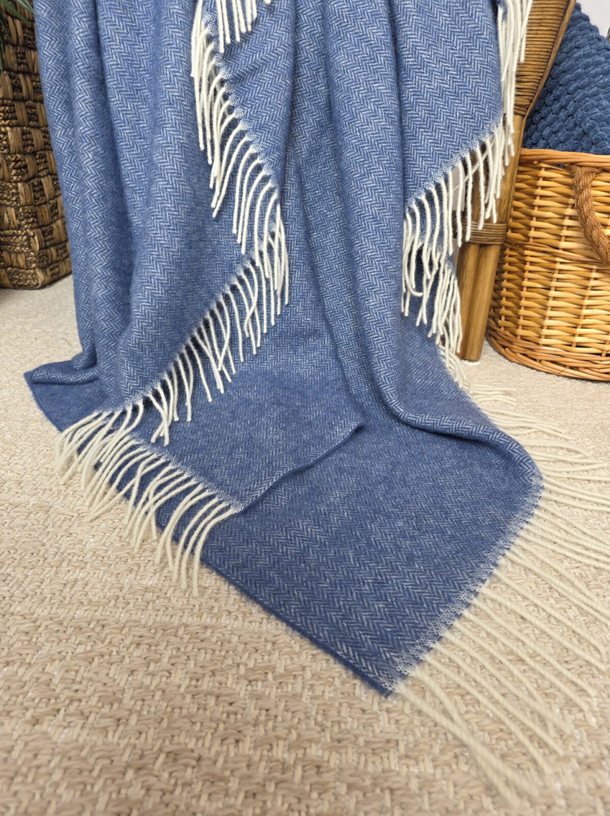 Wolldecken und Wollplaids