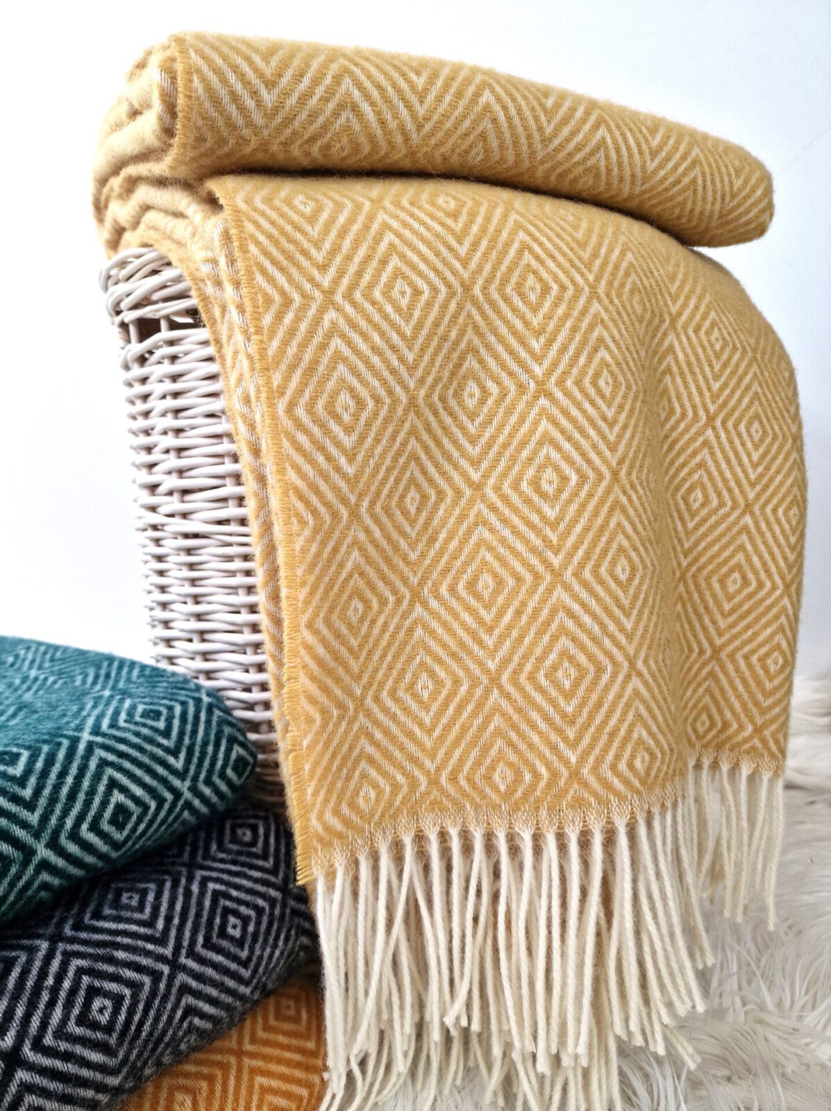 Wolldecken und Wollplaids
