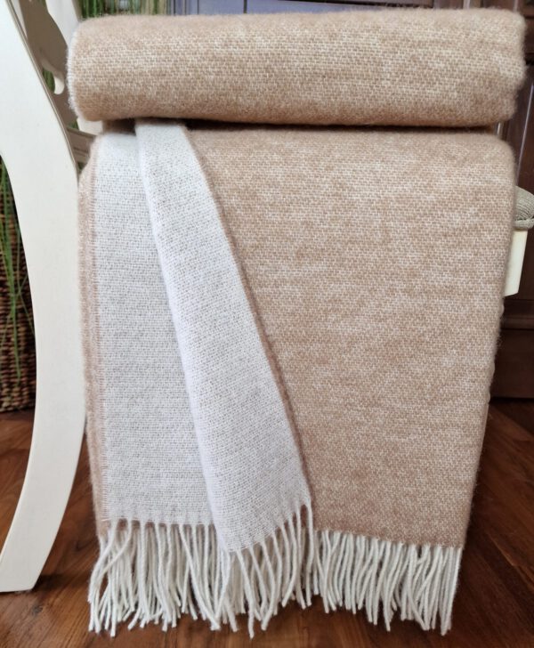Wollplaid & Wolldecke "Tirol double face" weiß-beige – Bild 2