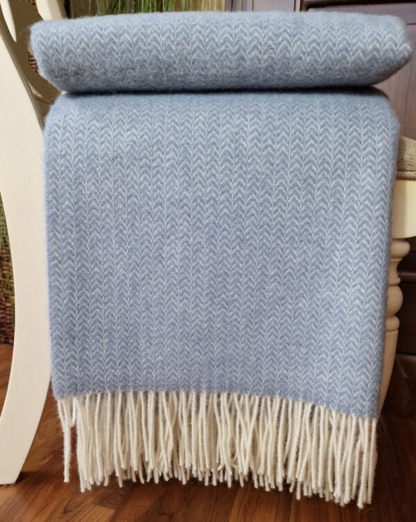 Wollplaid & Wolldecke "Tirol-K" hellblau – Bild 2