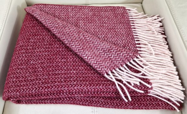 Wollplaid & Wolldecke "Tirol-K" rot – Bild 5