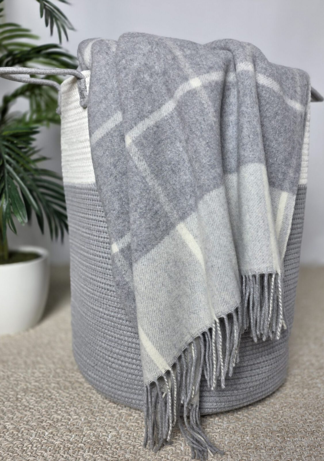 Wolldecken und Wollplaids