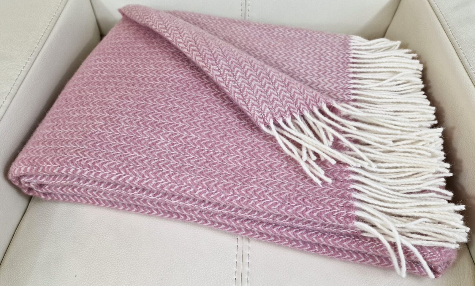 Wolldecken und Wollplaids