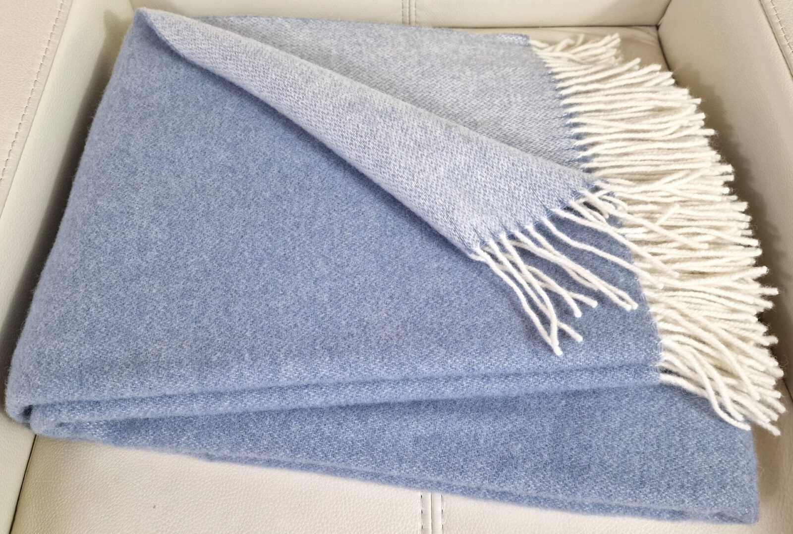 Wolldecken und Wollplaids