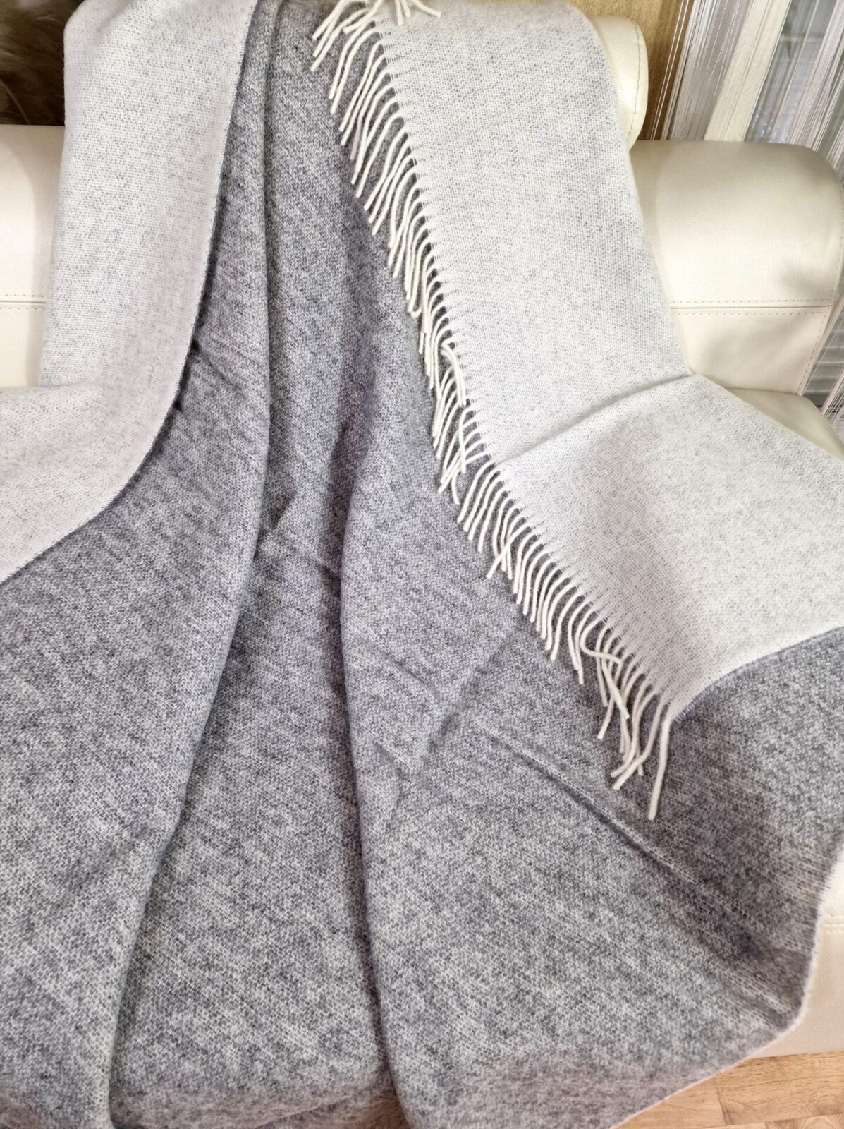 Wolldecken und Wollplaids
