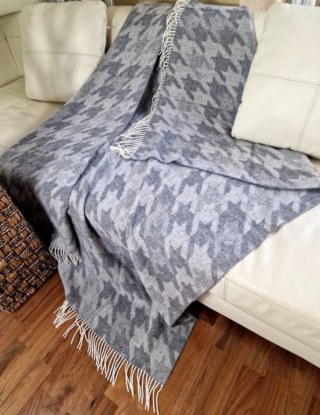 Wolldecken und Wollplaids