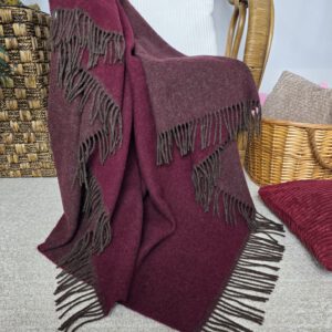 Alternative view of Wollplaid & Wolldecke "Tirol DF" braun-dunkelrot