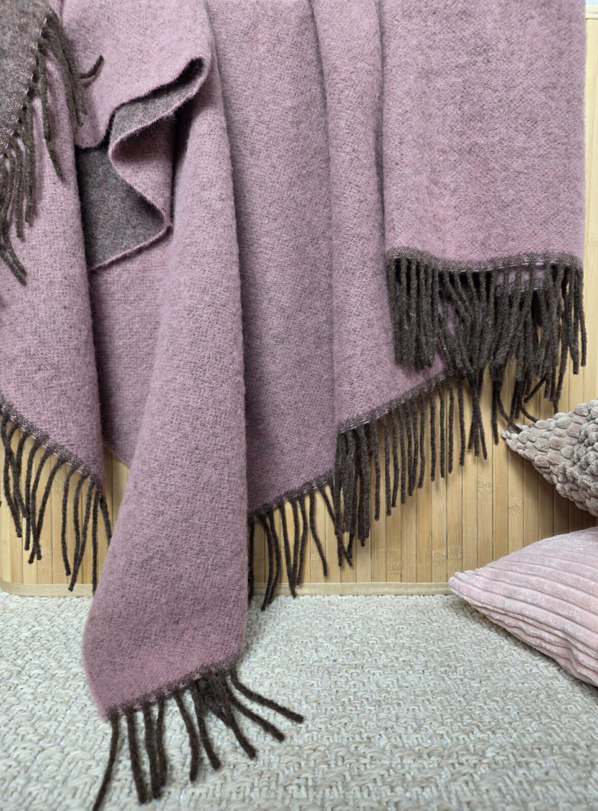 Wolldecken und Wollplaids