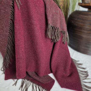 Alternative view of Wollplaid & Wolldecke "Tirol DF" braun-dunkelrot