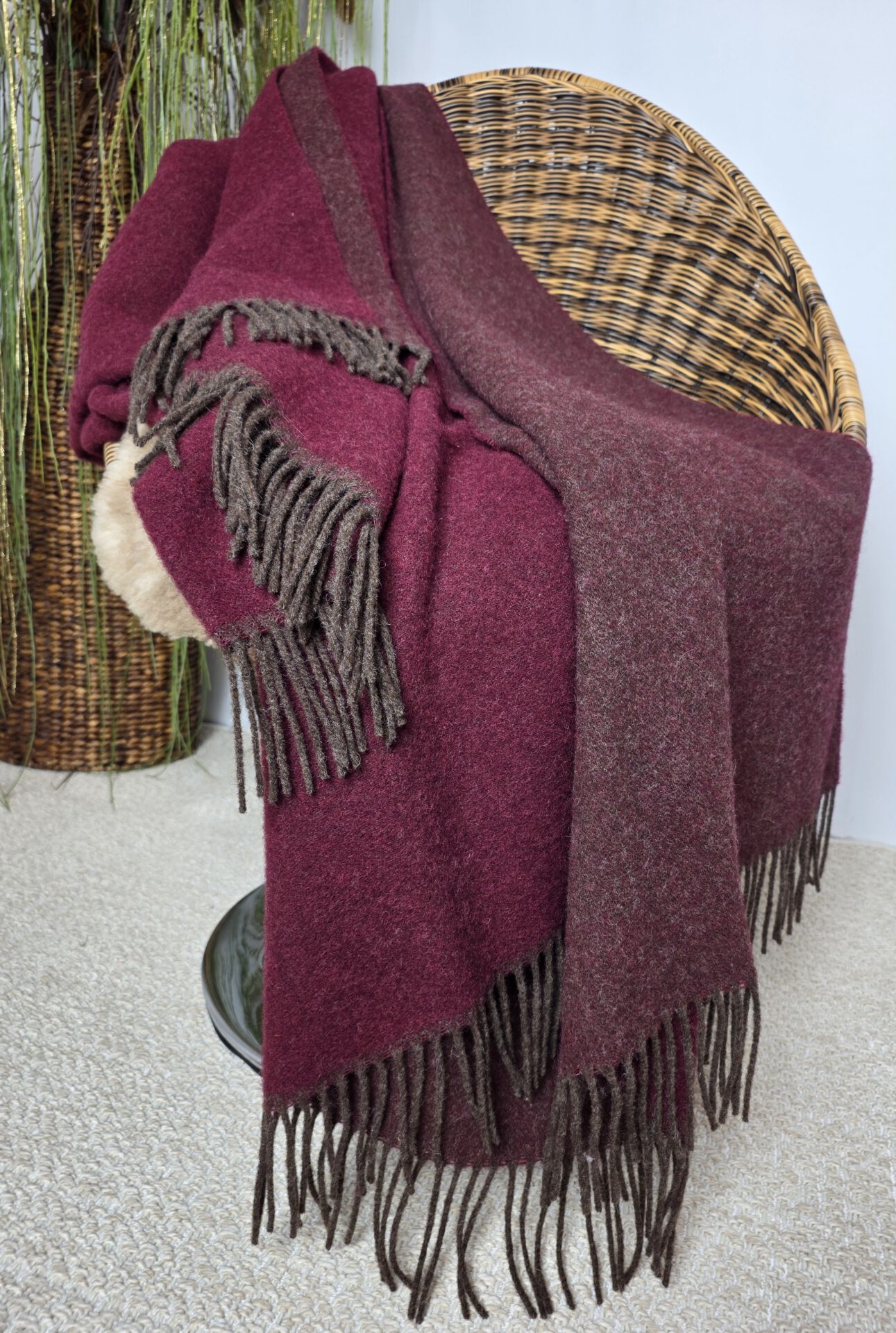 Wollplaid & Wolldecke "Tirol DF" braun-dunkelrot – Bild 2