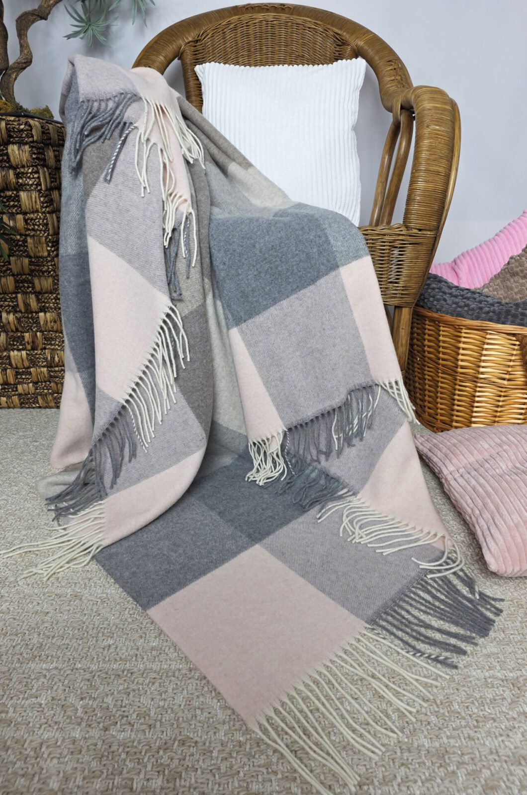 Wolldecken und Wollplaids