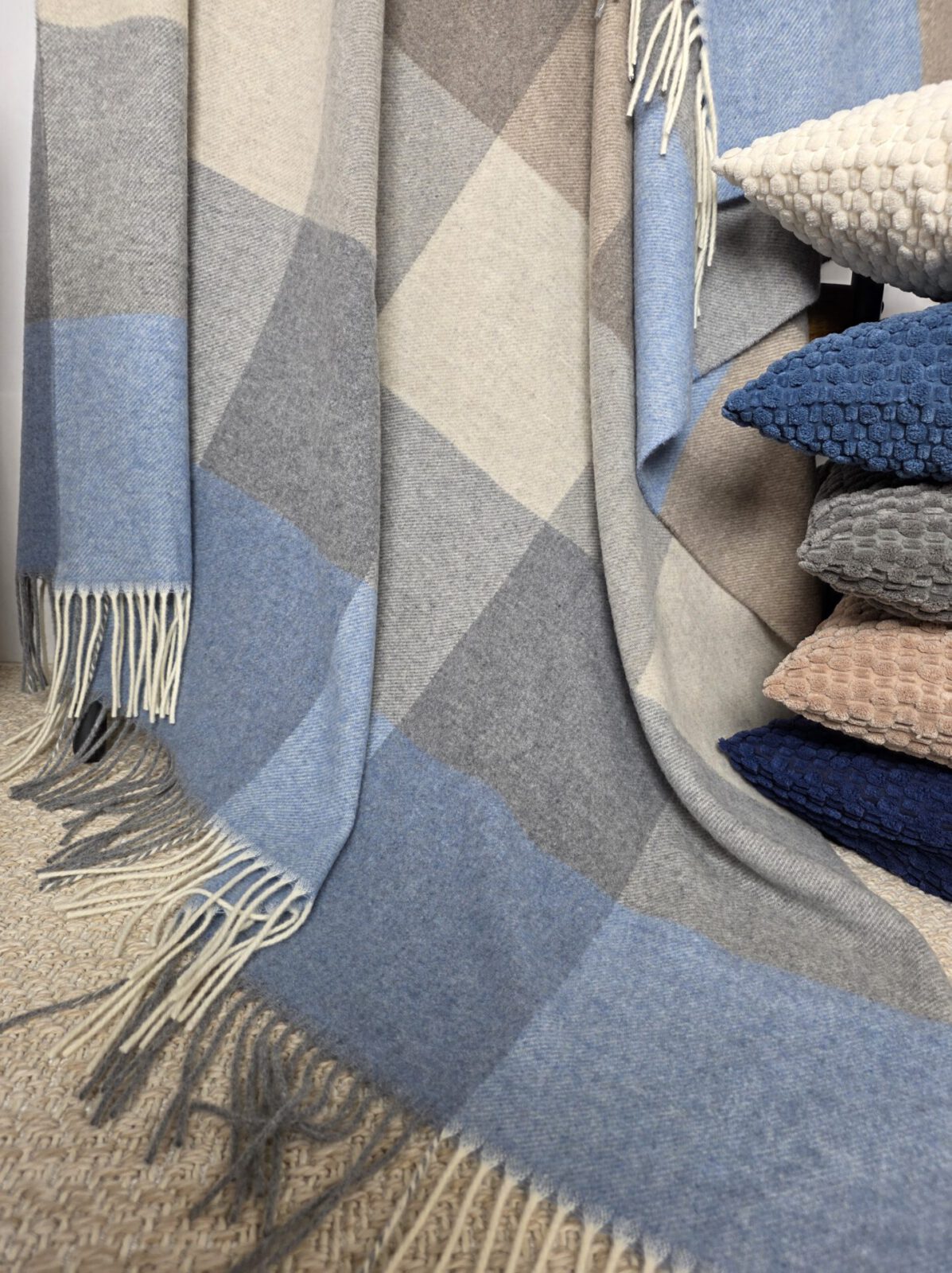 Wolldecken und Wollplaids