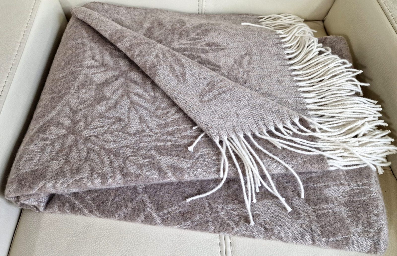Wolldecken und Wollplaids