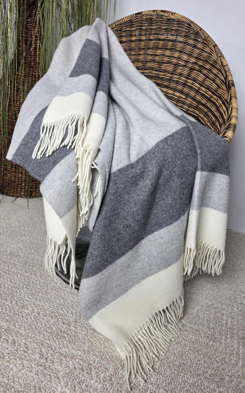 Wolldecken und Wollplaids