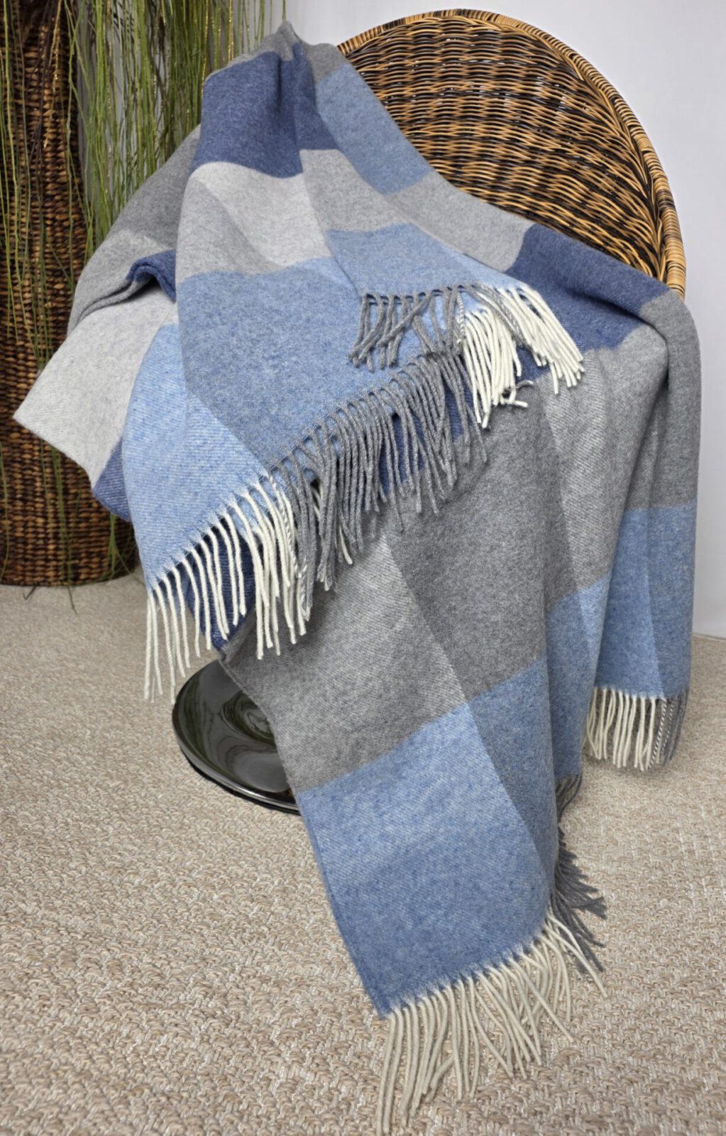 Wolldecken und Wollplaids