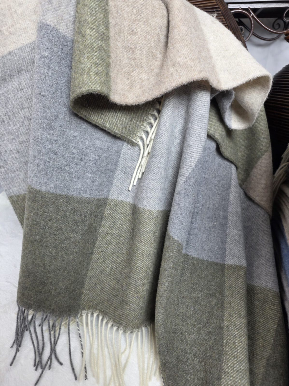 Wolldecken und Wollplaids