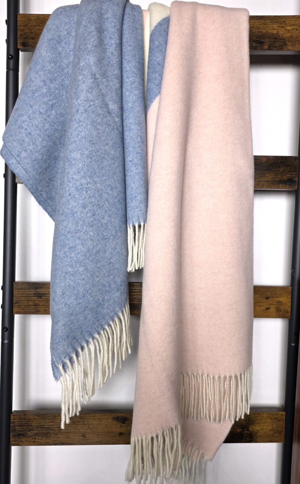 Wolldecken und Wollplaids