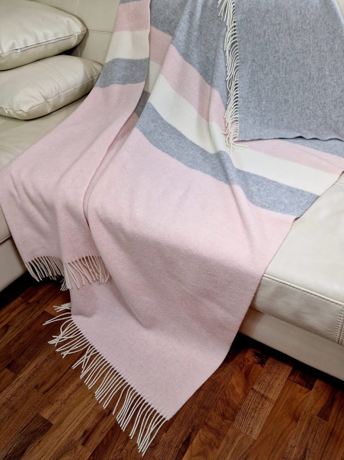 Wolldecken und Wollplaids