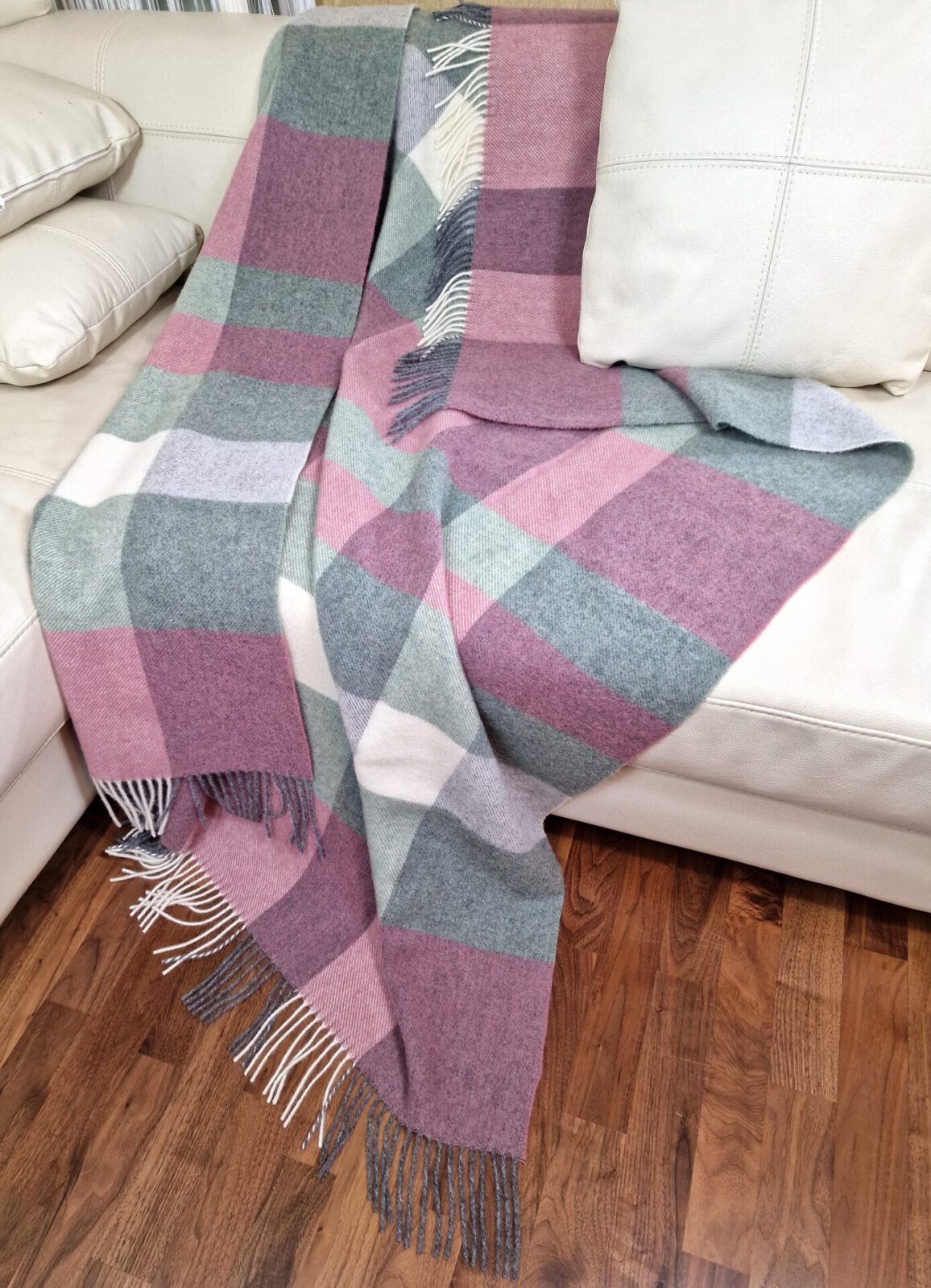 Wolldecken und Wollplaids