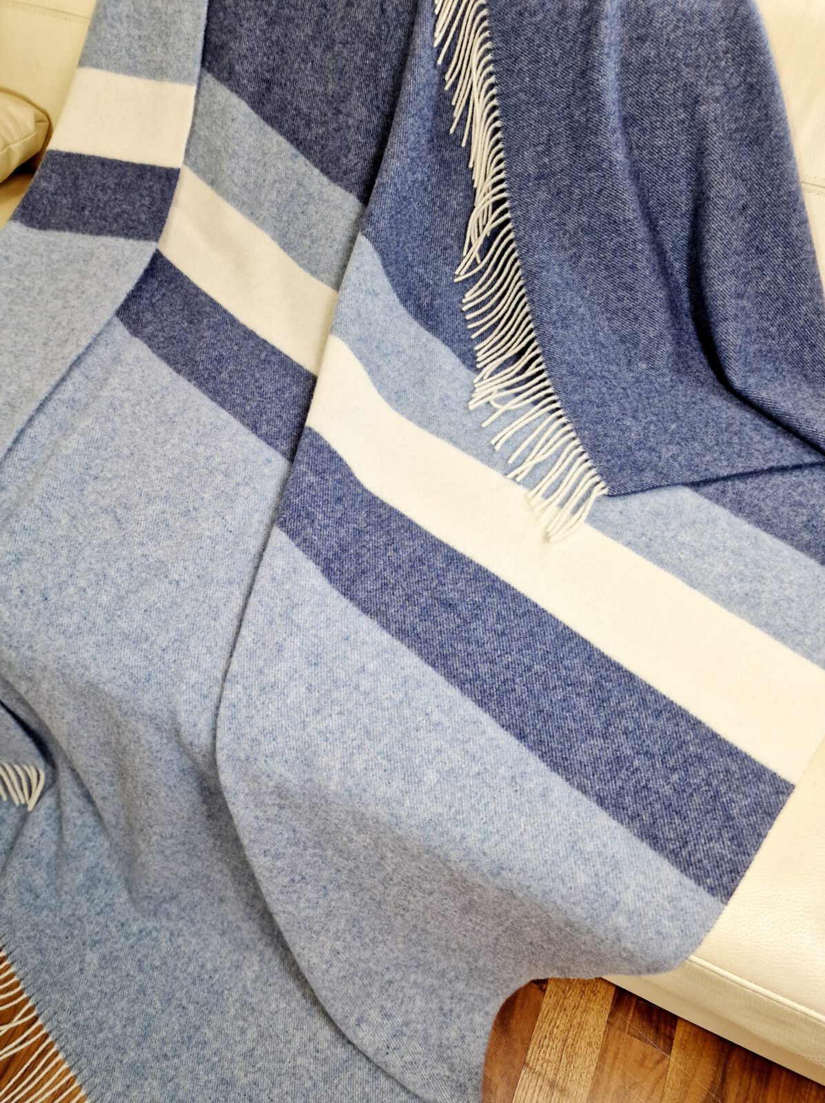 Wolldecken und Wollplaids