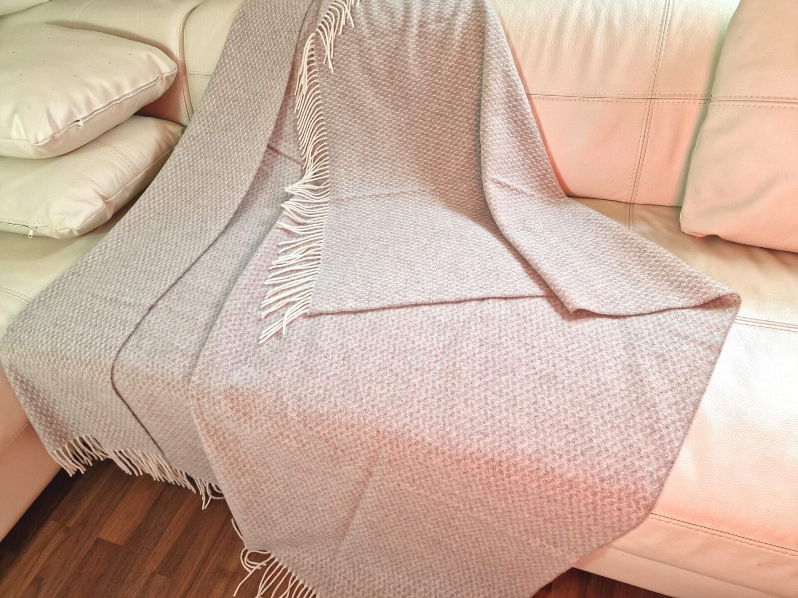 Wolldecken und Wollplaids
