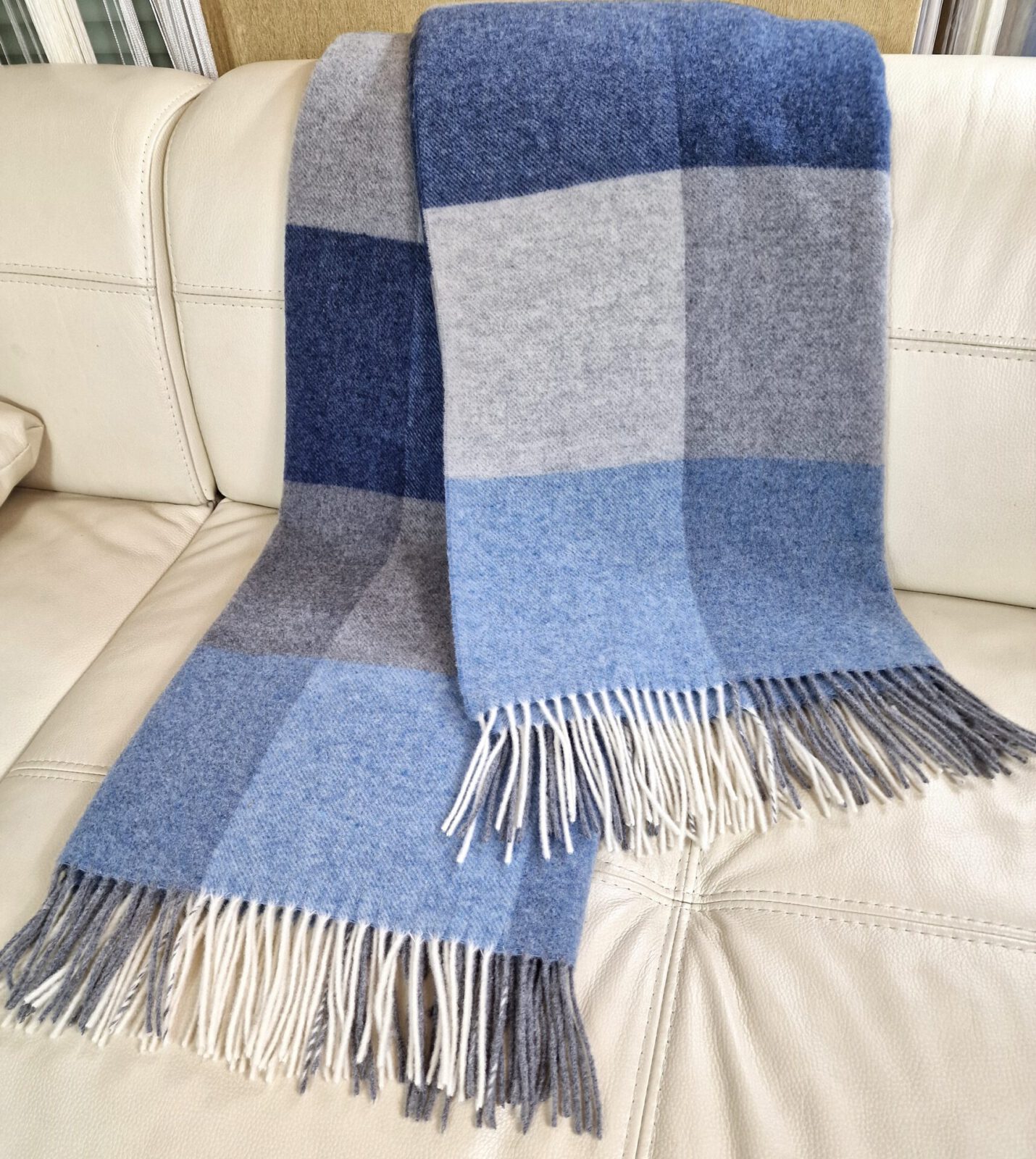 Wolldecken und Wollplaids